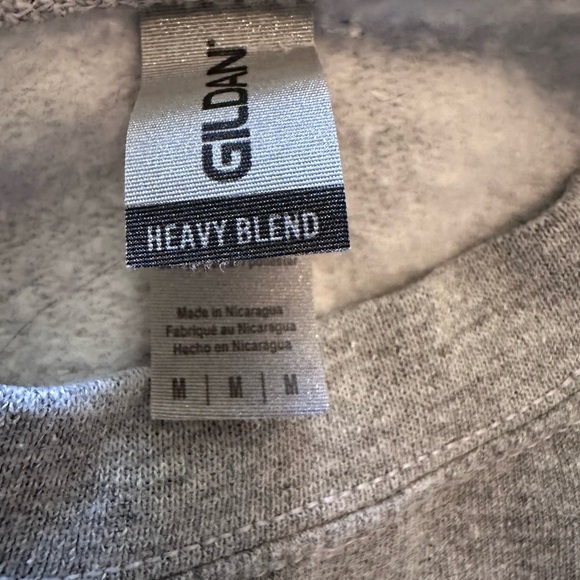 Custom Crewneck in Grey “Be the Light” Matthew 5:14, size Medium. - Picture 6 of 6